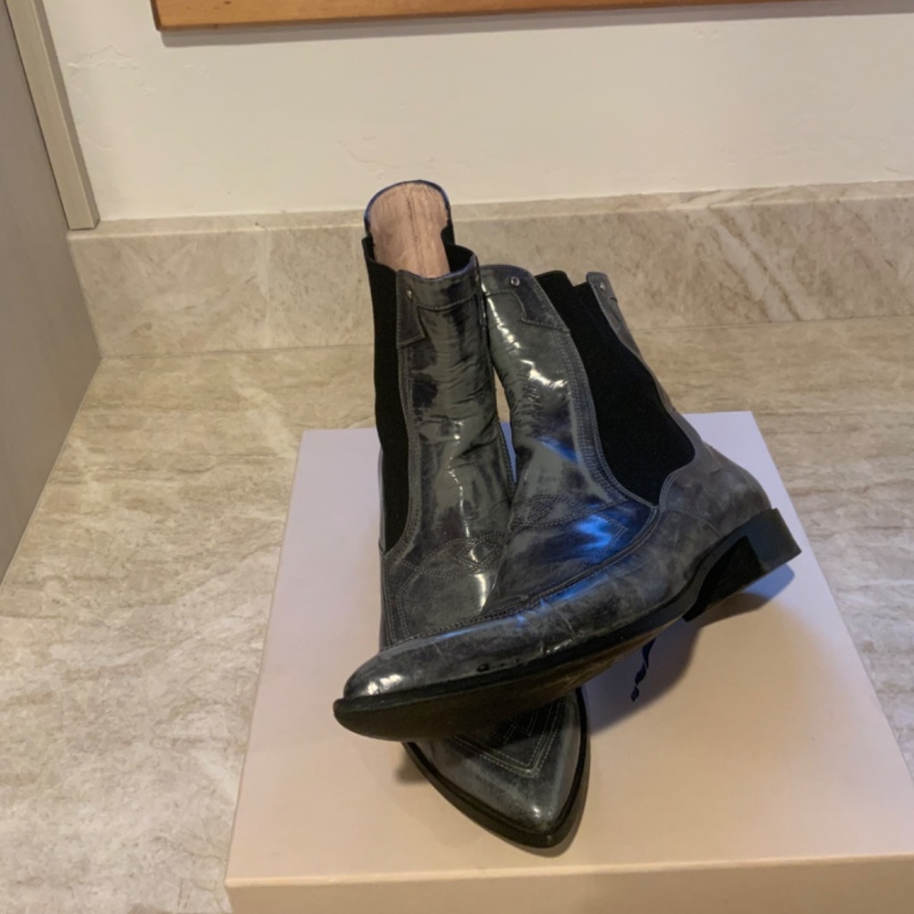 Booties - Picture 5 of 7